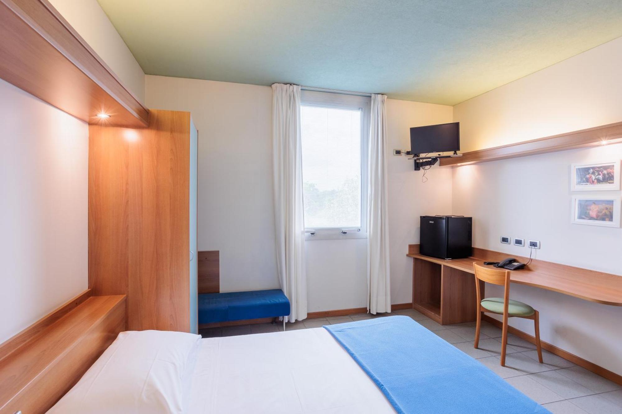 Eurhotel Fontevivo Extérieur photo
